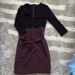 LAST CHANCE DONATING THIS WEEK 🛍️ Express Belted 3/4 Sleeve Sweater Dress